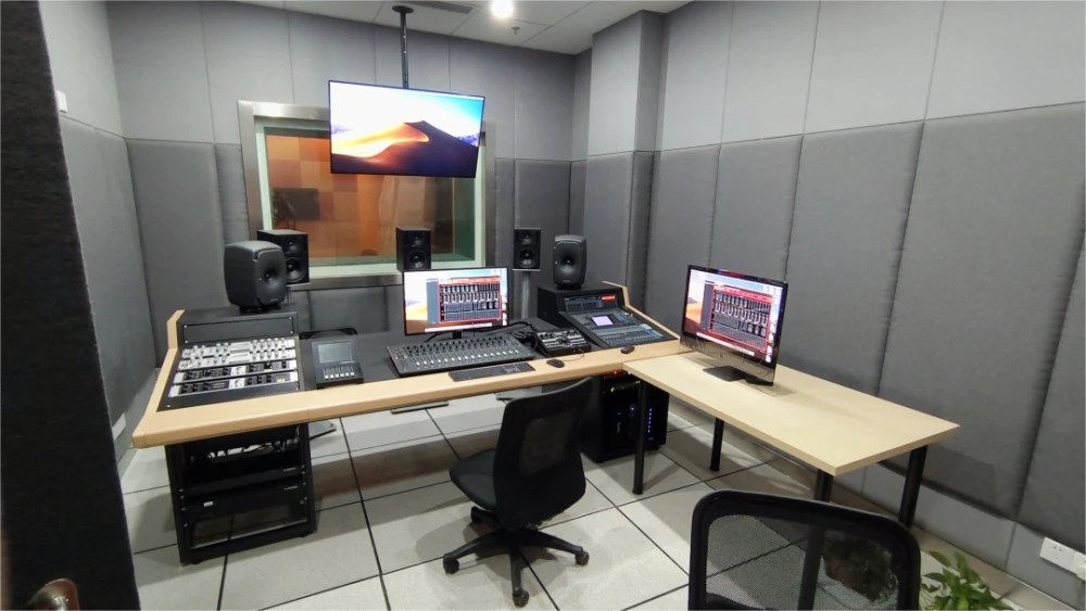录音棚 备 (2)